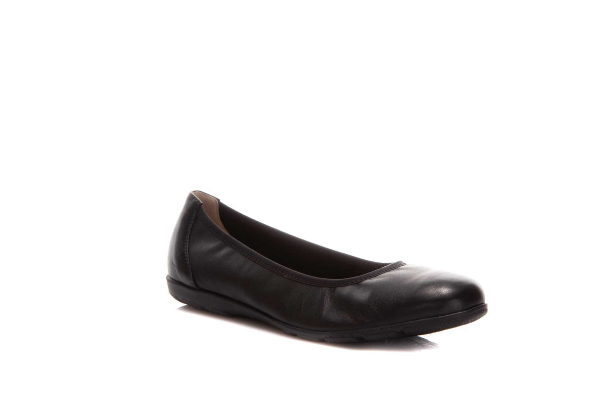 Erittäin pehmeänahkainen Caprice ballerina