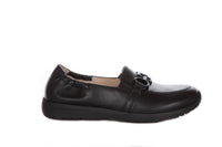 Kevyt ja pehmeä Caprice loafer pintanahkaa