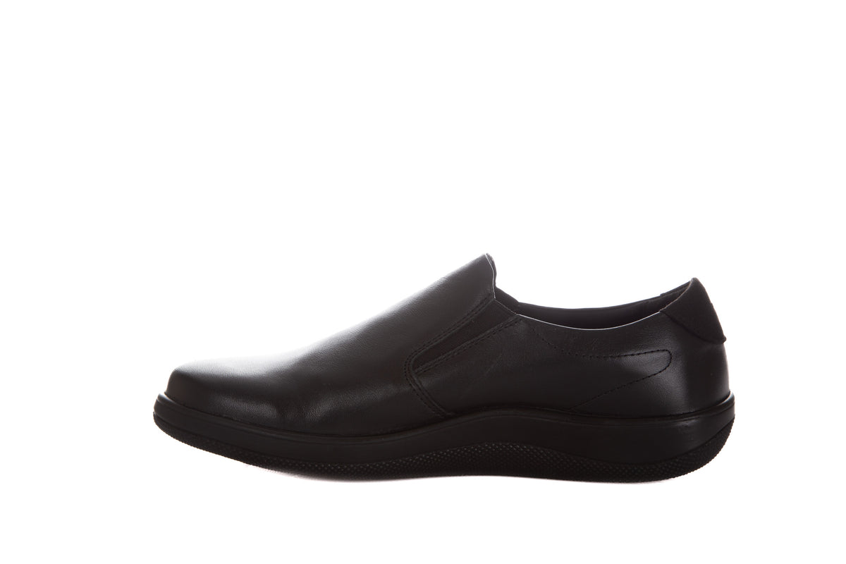 Leveäkärkiset Lyfit Nick loaferit
