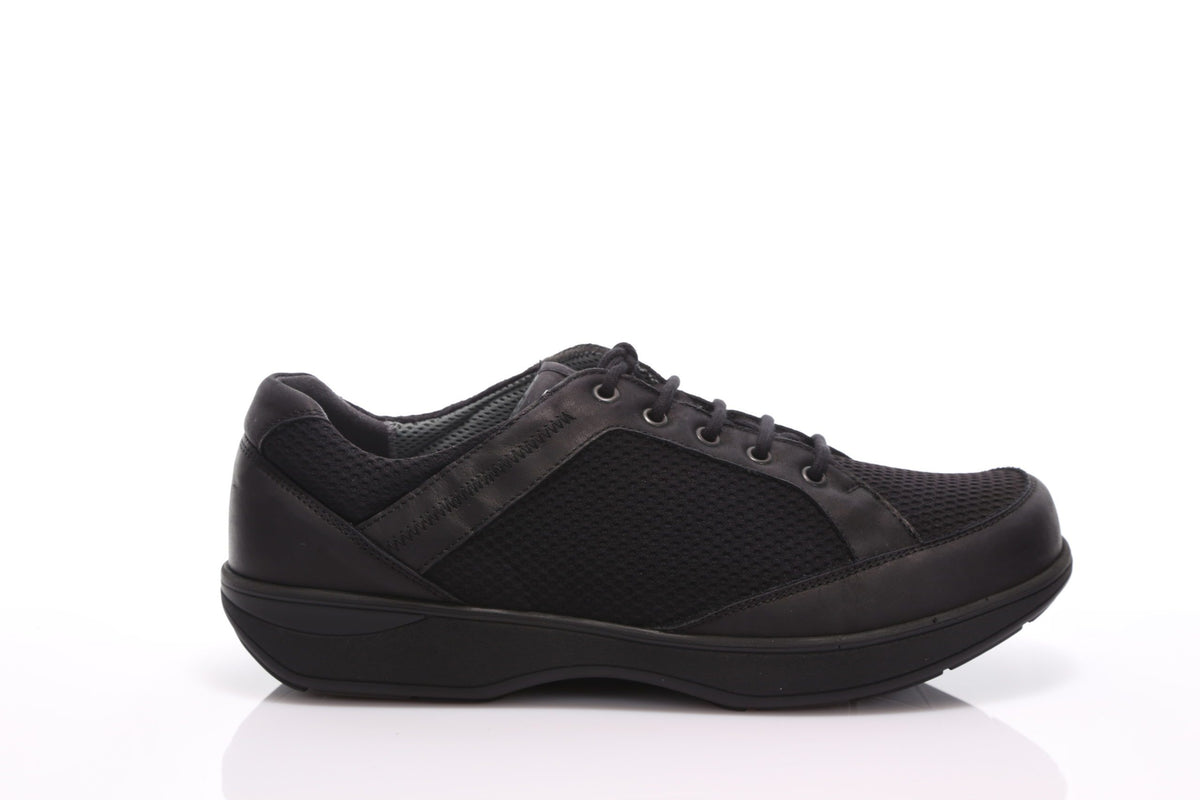 Varpaiden päältä pehmeät, tilavat ja tukevat New Feet kävelykengät - unisex