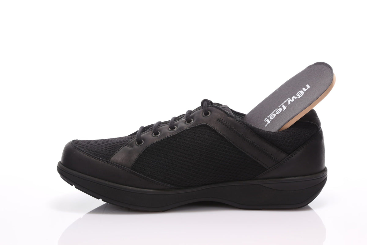 Varpaiden päältä pehmeät, tilavat ja tukevat New Feet kävelykengät - unisex