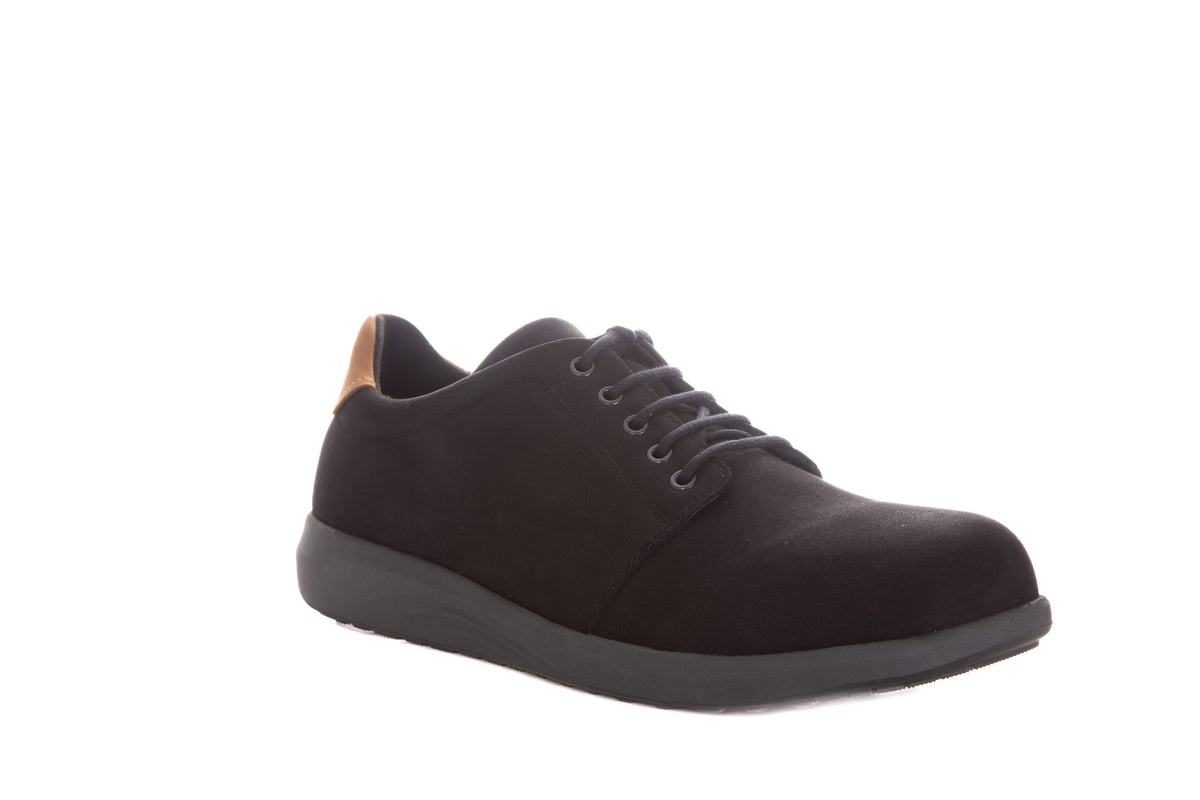 Miesten leveäkärkinen New Feet kävelykenkä